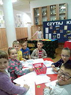 Sprawdzamy czy drzewo ko�ysze si� na wietrze...